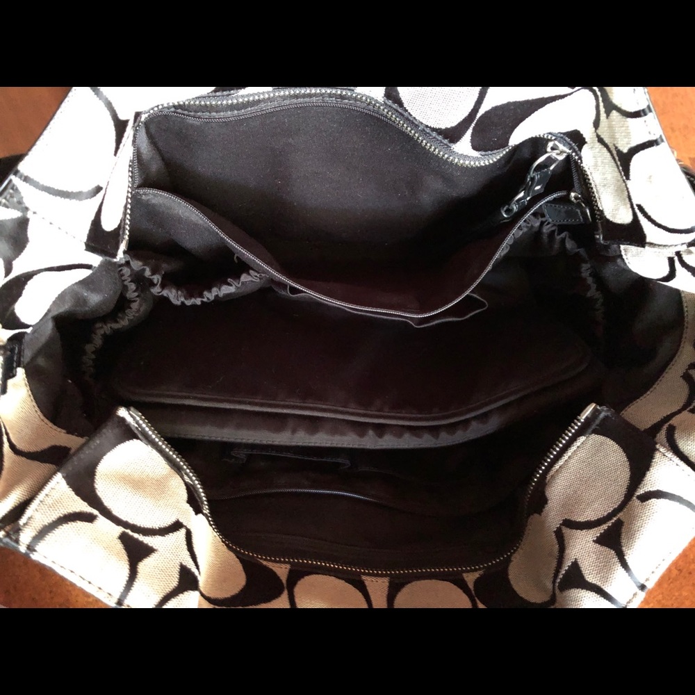 Signature COACH Diaper Bag/ Weekender Bag - Picture 8 of 8